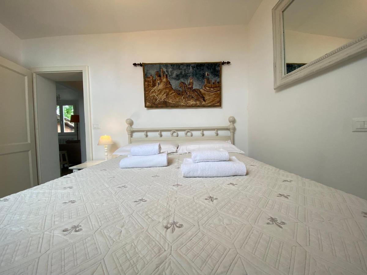 シエーナCasa Ariannaアパートメント エクステリア 写真