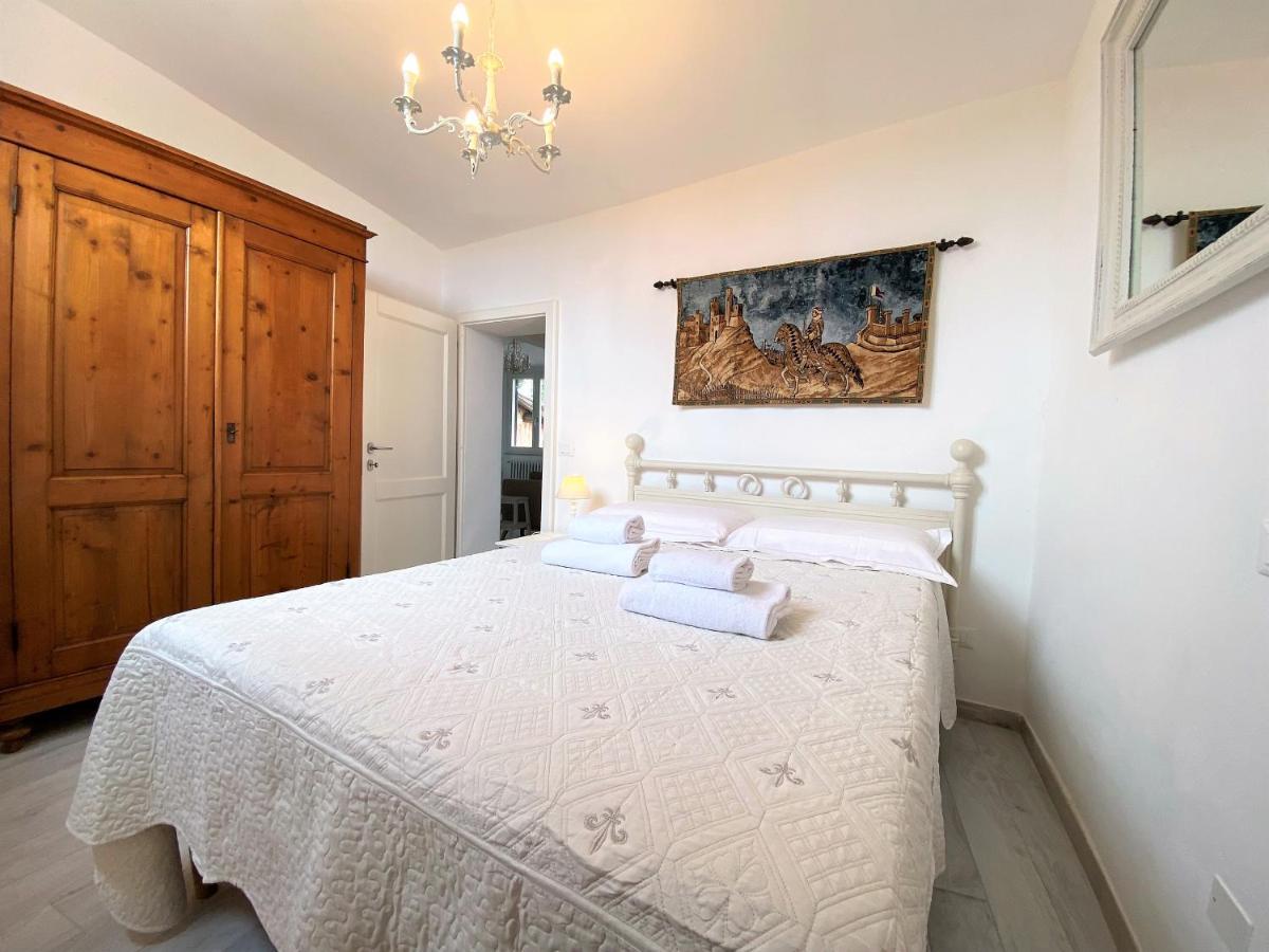 シエーナCasa Ariannaアパートメント エクステリア 写真